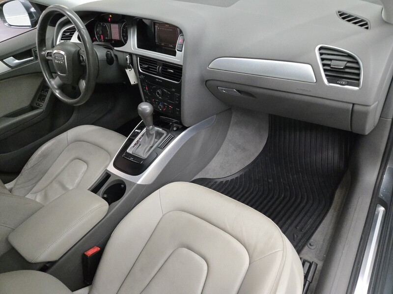 2012 Audi A4 2.0T Premium photo 10