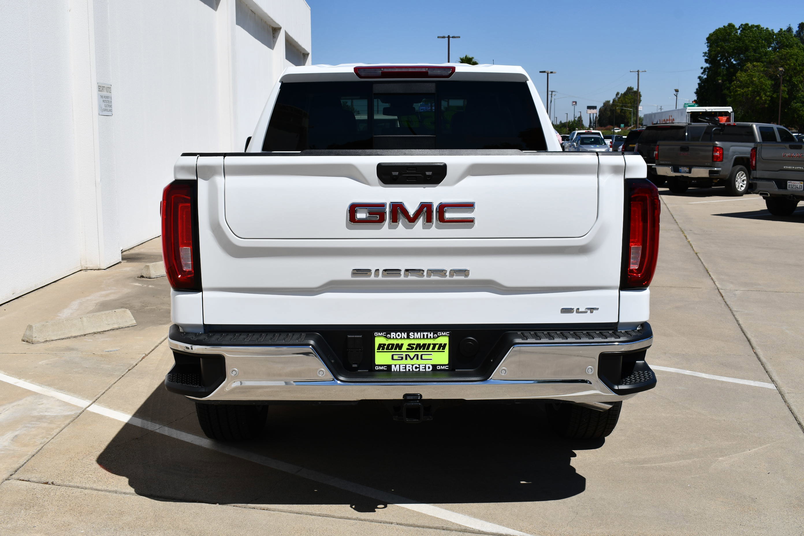 2025 Gmc Sierra 1500 SLT photo 7