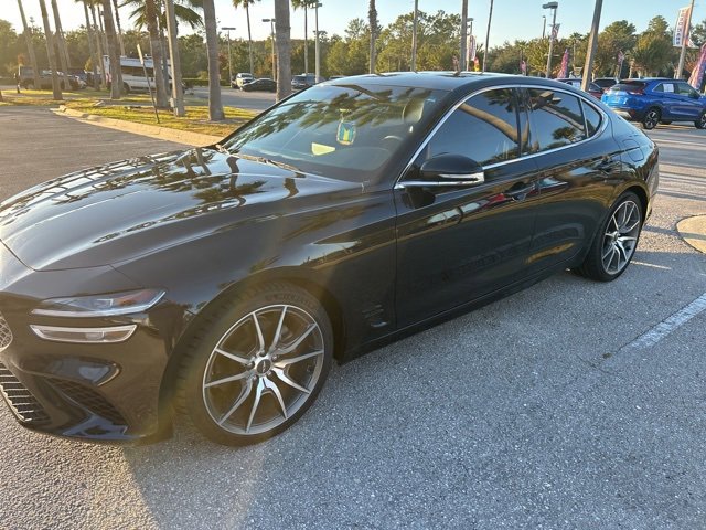 2023 Genesis G70 2.0T photo 4