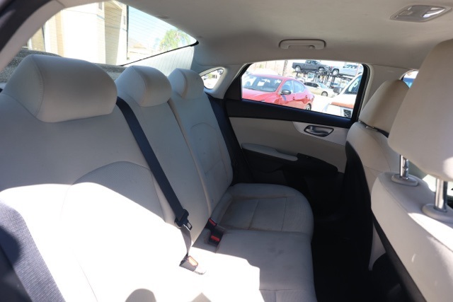 2023 Kia Forte LXS photo 15