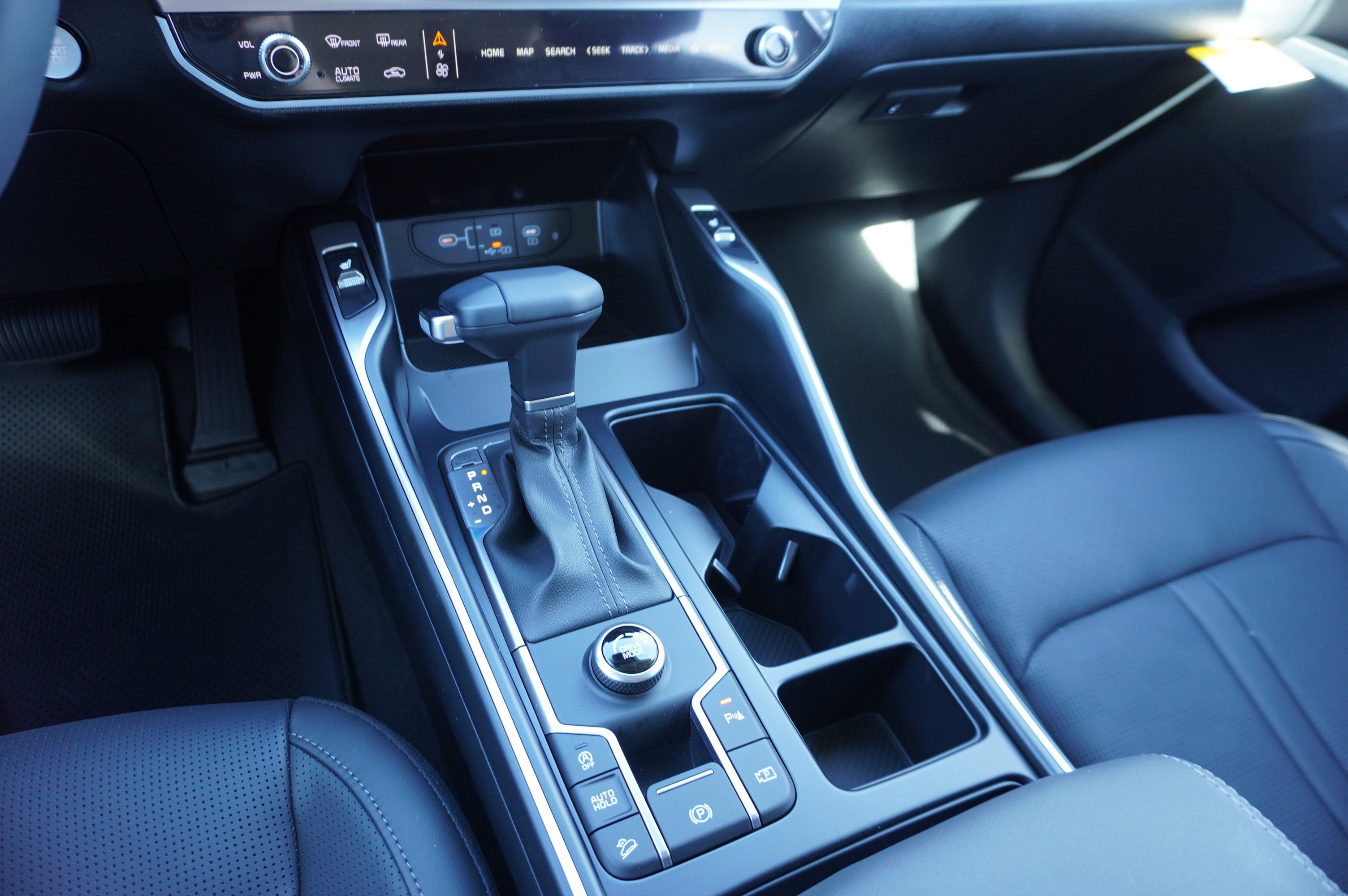 2025 Kia Sorento EX photo 13
