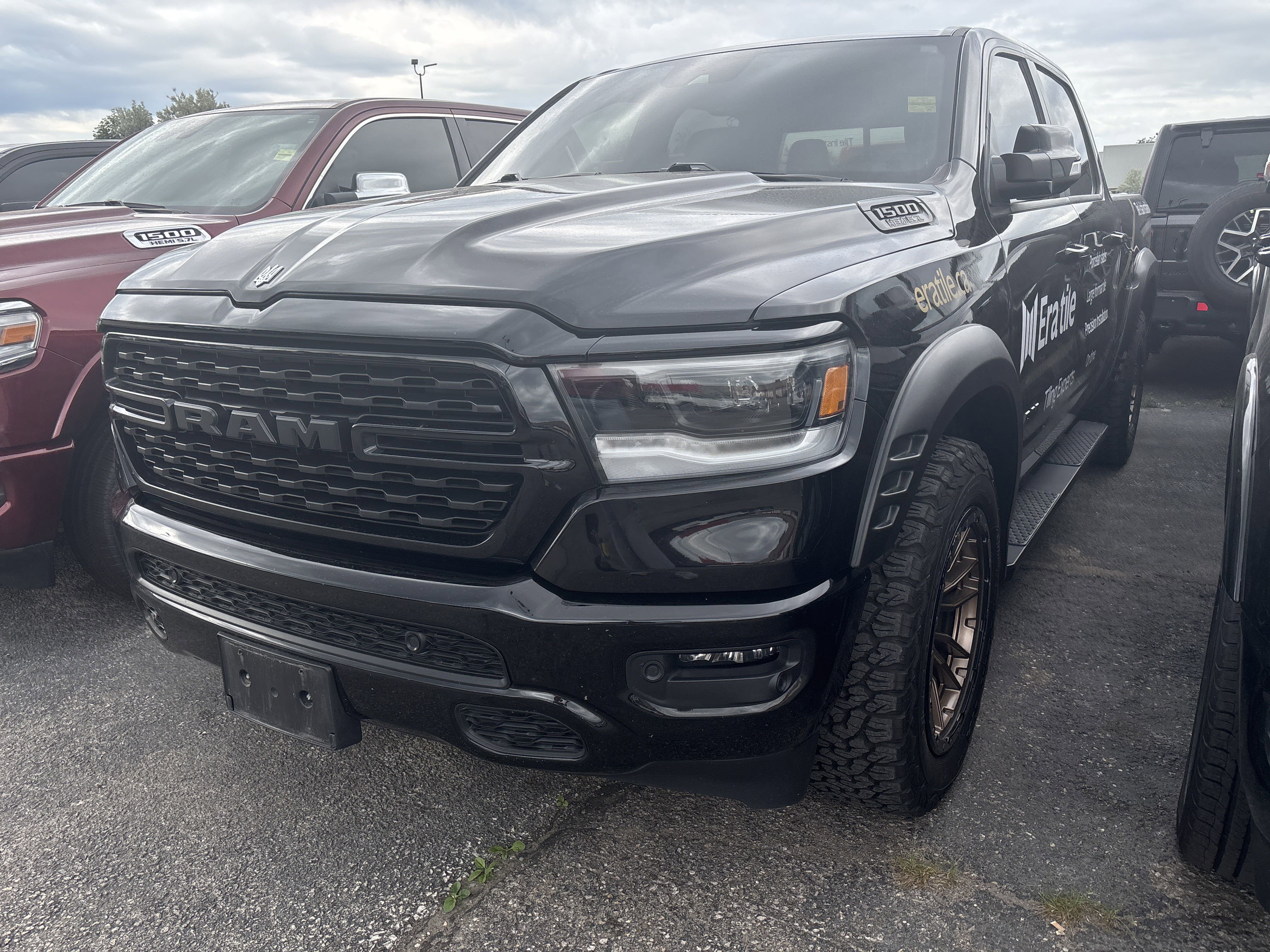 Used 2022 DIAMOND BLACK;BLACK W/ BLACK SEATS Ram Sport image 1