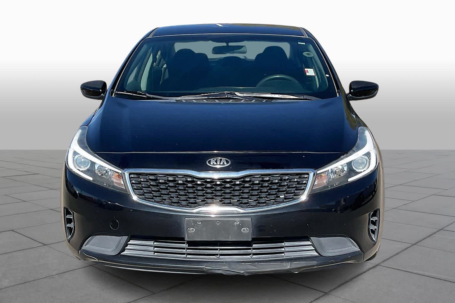 2018 Kia Forte LX photo 2