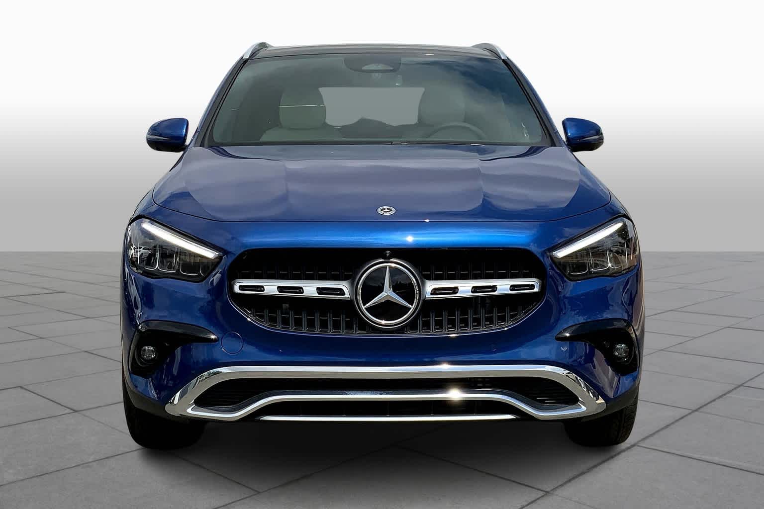 2025 Mercedes Benz GLA 250 photo 3