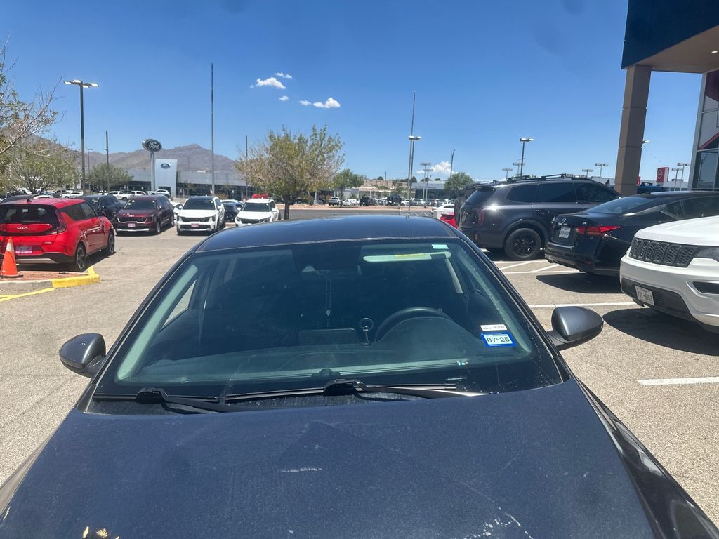 2023 Kia Forte LX photo 18