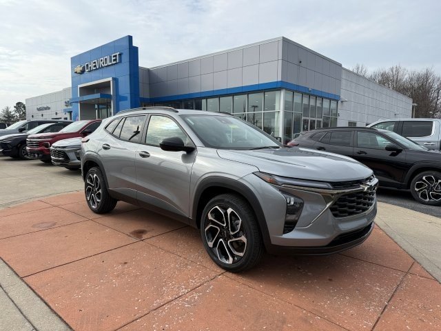 2026 Chevrolet Trax RS's photo