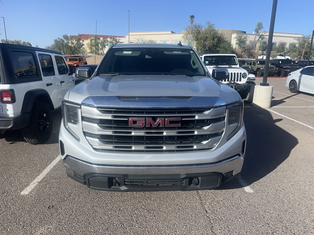 2022 Gmc Sierra 1500 SLE photo 2