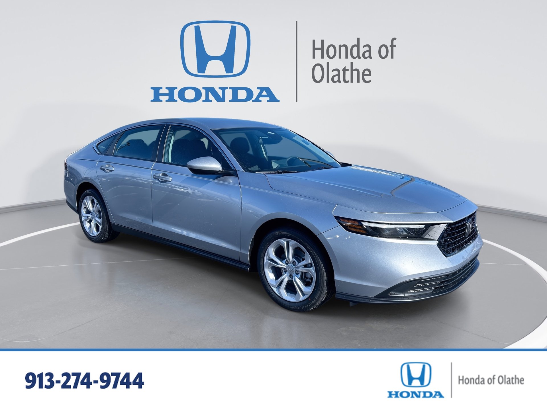 2025 Honda Accord LX's photo