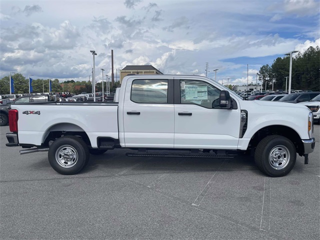 2026 Ford F-250 XL photo 2