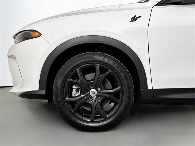 2025 Dodge Hornet GT photo 4