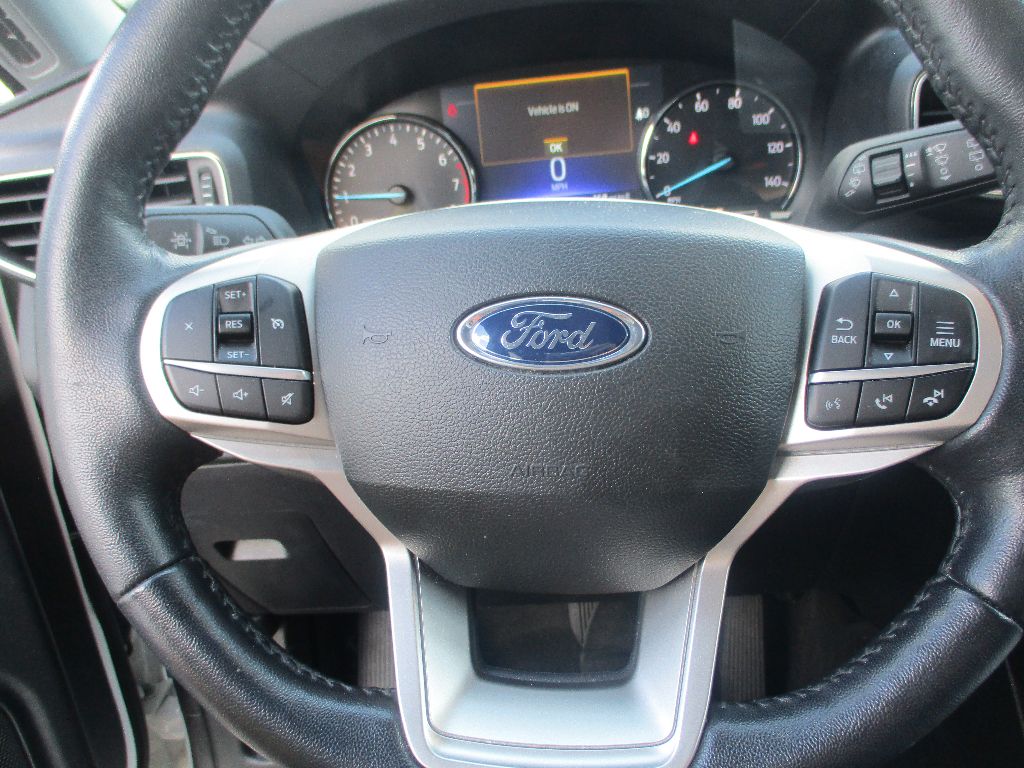 2022 Ford Explorer XLT photo 10