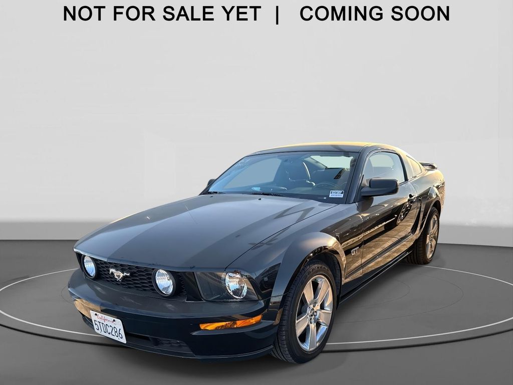 2006 Ford Mustang GT Deluxe's photo