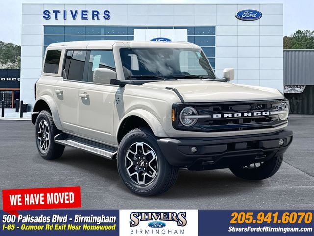 2025 Ford Bronco 4-Door Outer Banks's photo