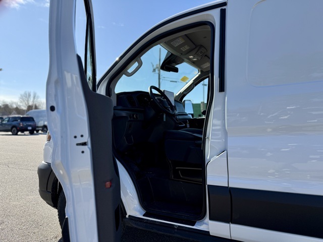 2025 Ford Transit Cargo Van photo 13