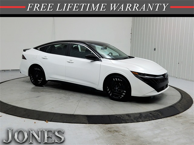 2026 Nissan Sentra SR's photo