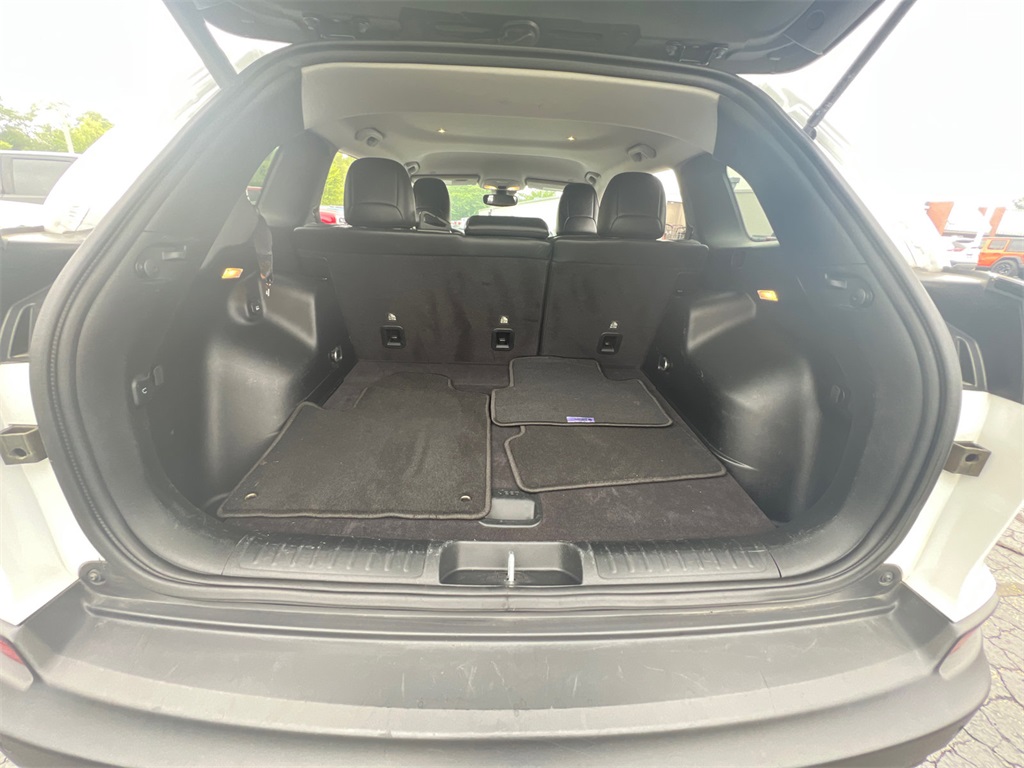 2023 Jeep Cherokee Altitude photo 33