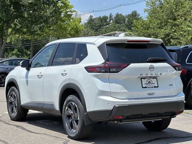 2025 Nissan Rogue SV photo 3
