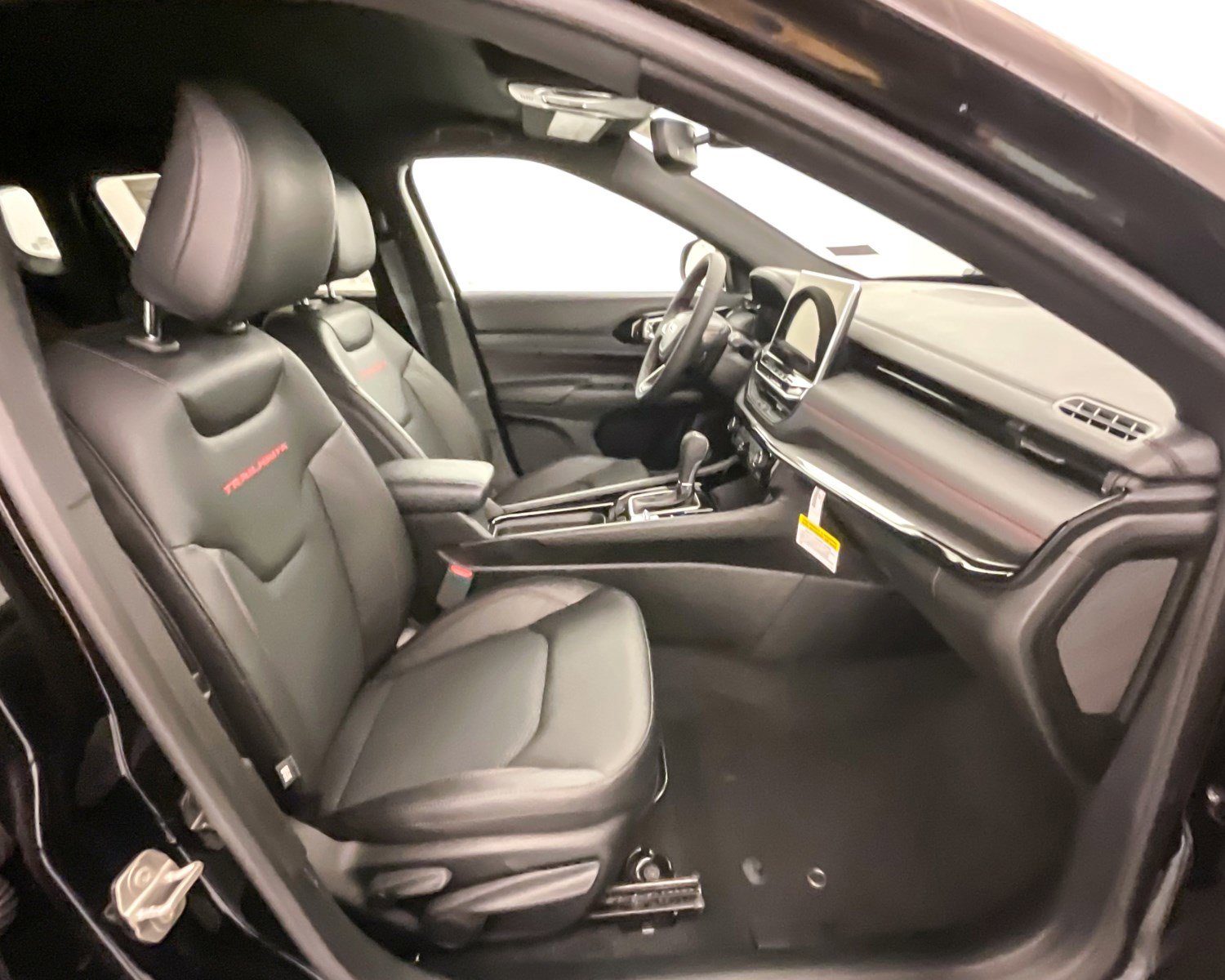 New 2024 Jeep Compass Trailhawk Sport Utility in Omaha C240214 Woodhouse
