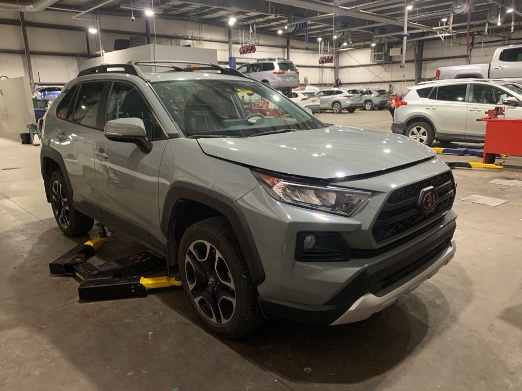 2019 Toyota RAV4 Adventure's photo