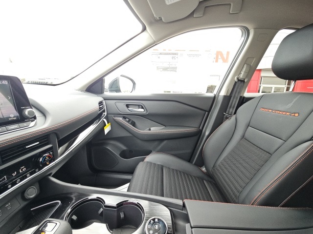 2026 Nissan Rogue SV photo 42