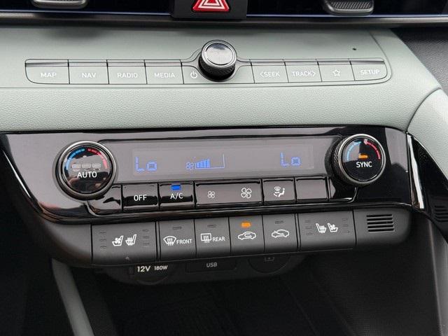 2025 Hyundai Elantra Hybrid Limited photo 12