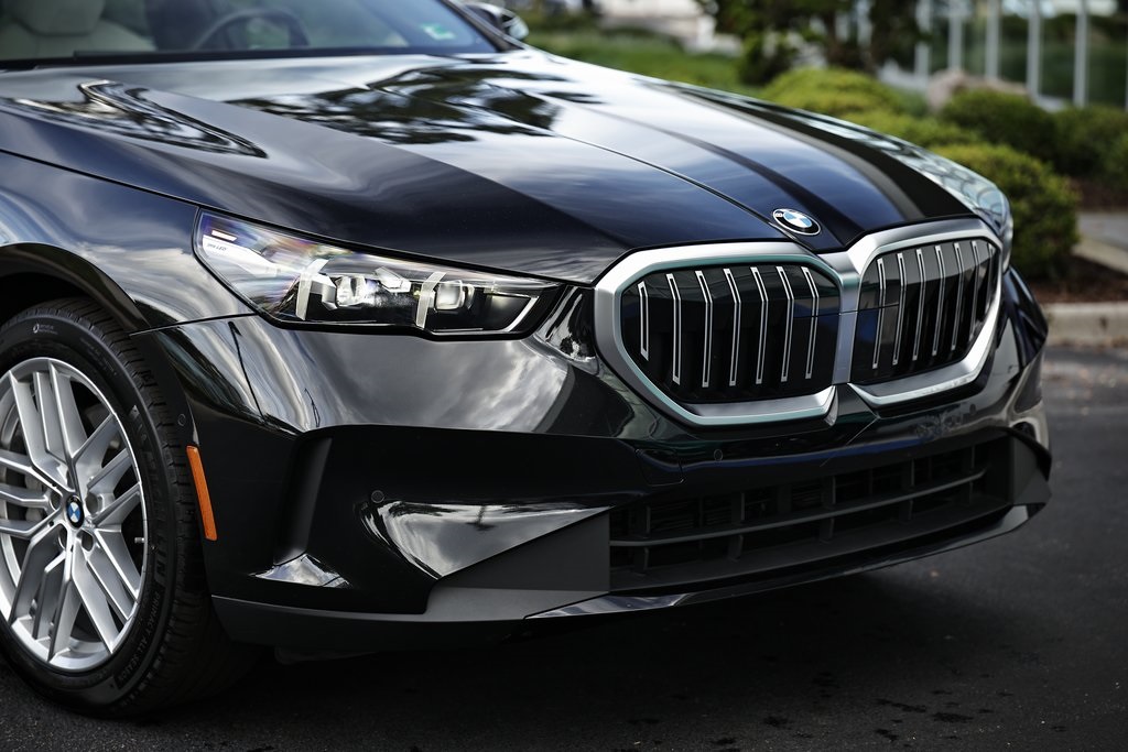 2024 Bmw 540i xDrive photo 2