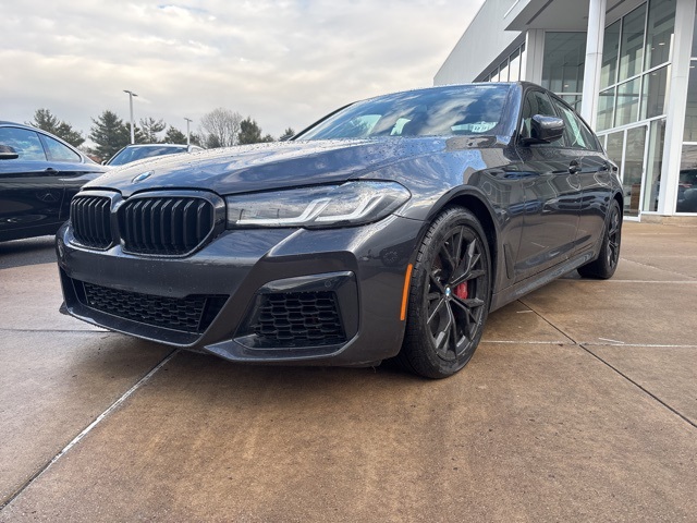 2023 BMW 5 Series 540i's photo