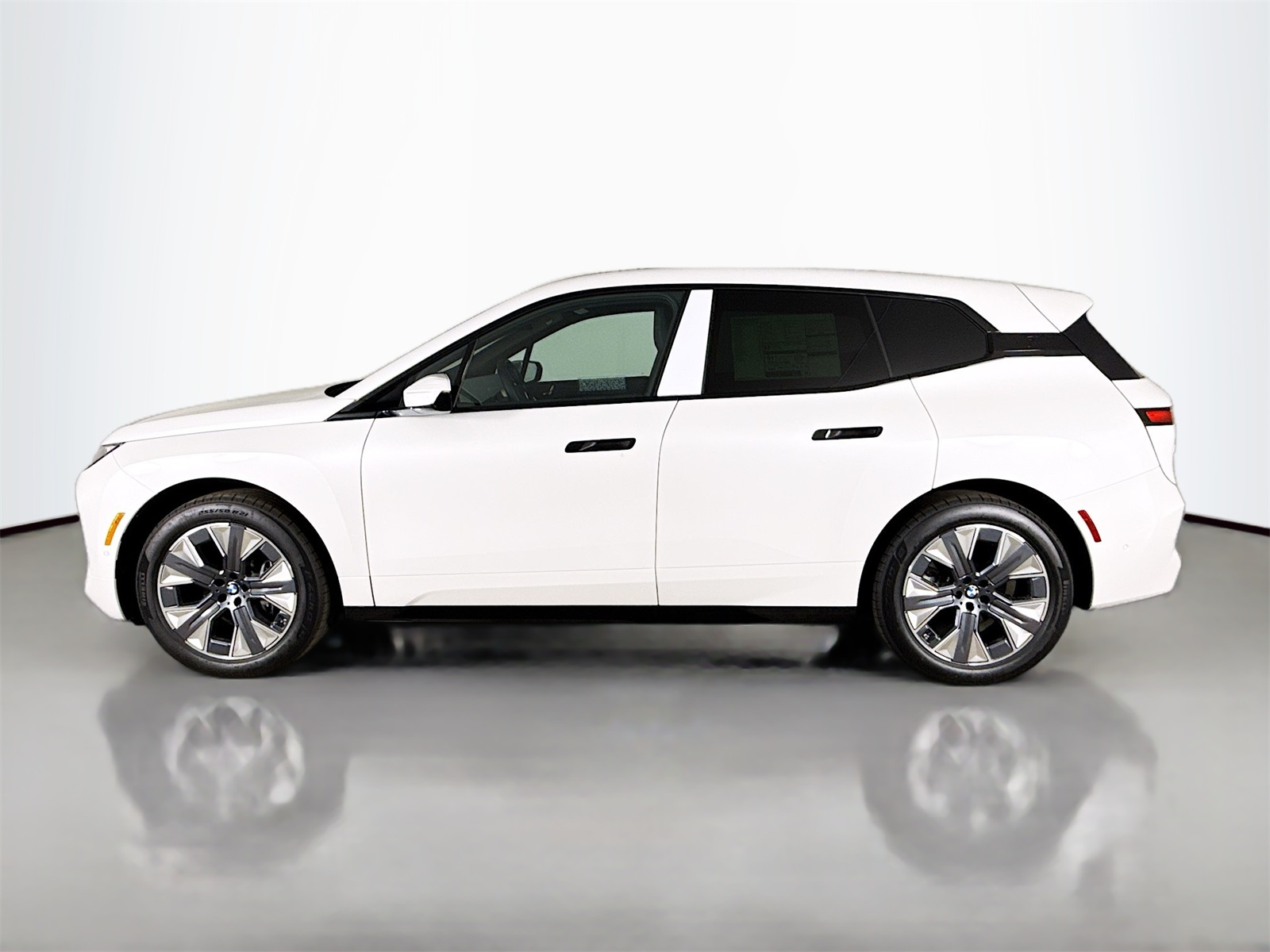 2026 Bmw iX photo 4