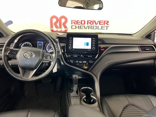 2024 Toyota Camry SE photo 11