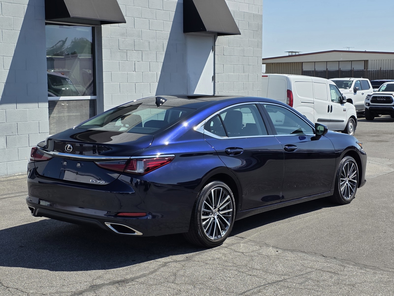2022 Lexus ES 350 photo 7