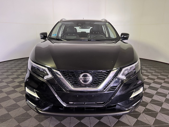 2022 Nissan Rogue Sport SL photo 3