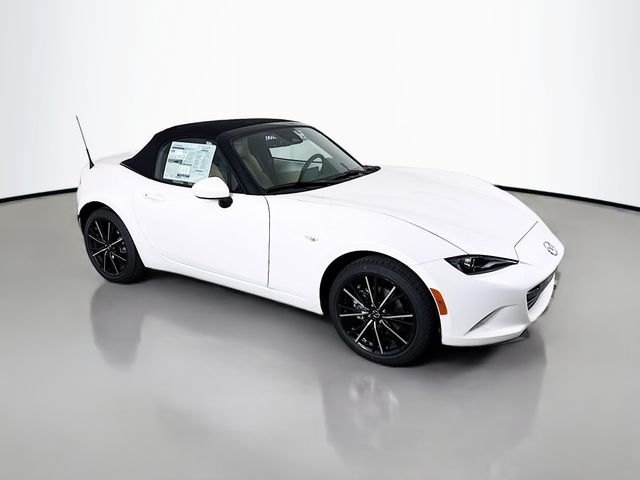 2025 Mazda MX-5 Miata Grand Touring's photo