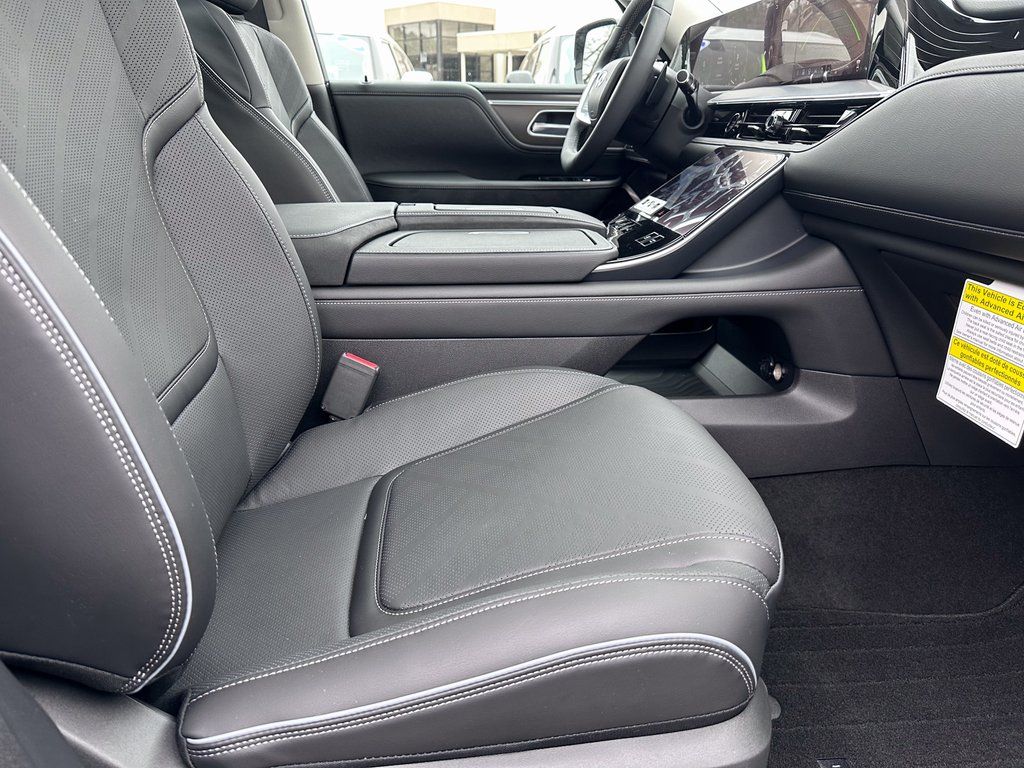 2025 Infiniti QX80 Luxe photo 38