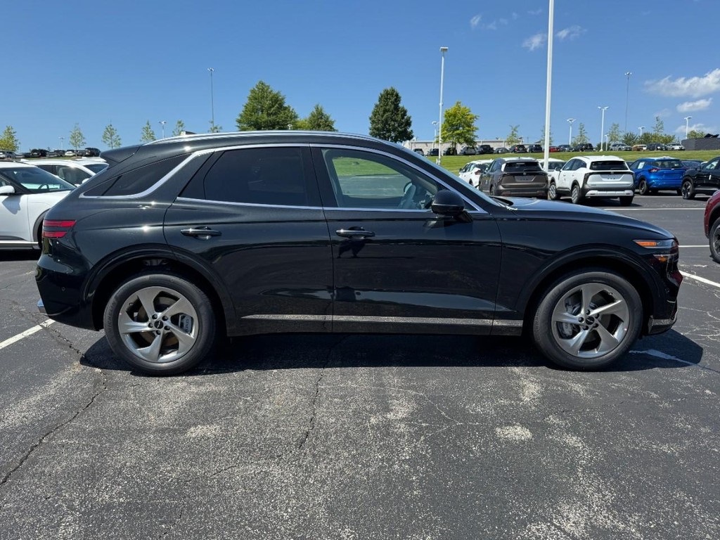 2026 Genesis GV70 2.5T Advanced photo 2