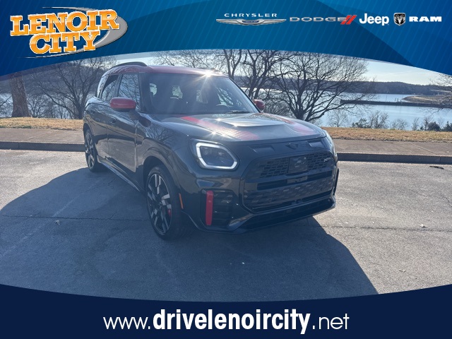 2025 MINI Countryman John Cooper Works's photo
