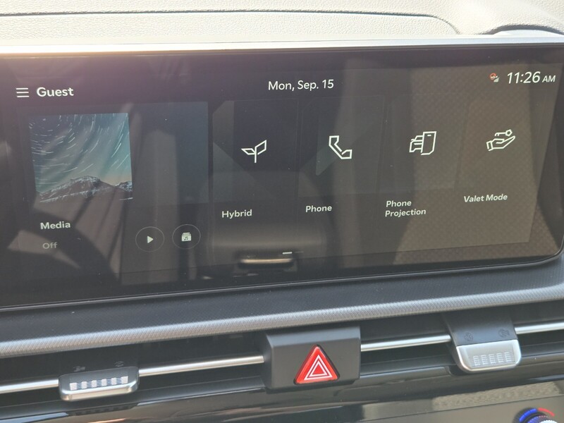 2026 Kia Sportage Hybrid S photo 11