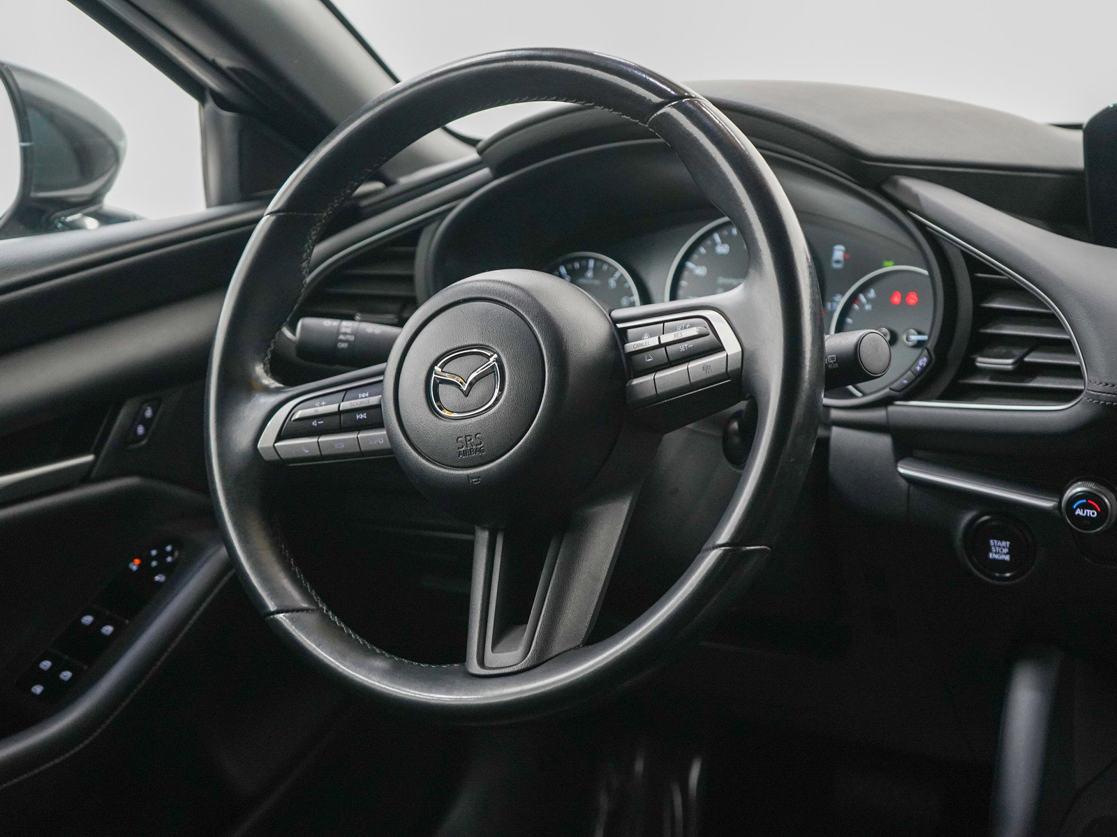 2023 Mazda Mazda3 2.5 Select photo 12