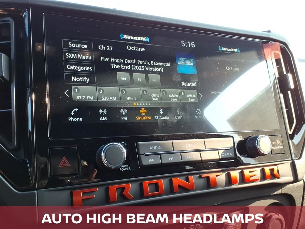 2025 Nissan Frontier PRO-4X photo 4
