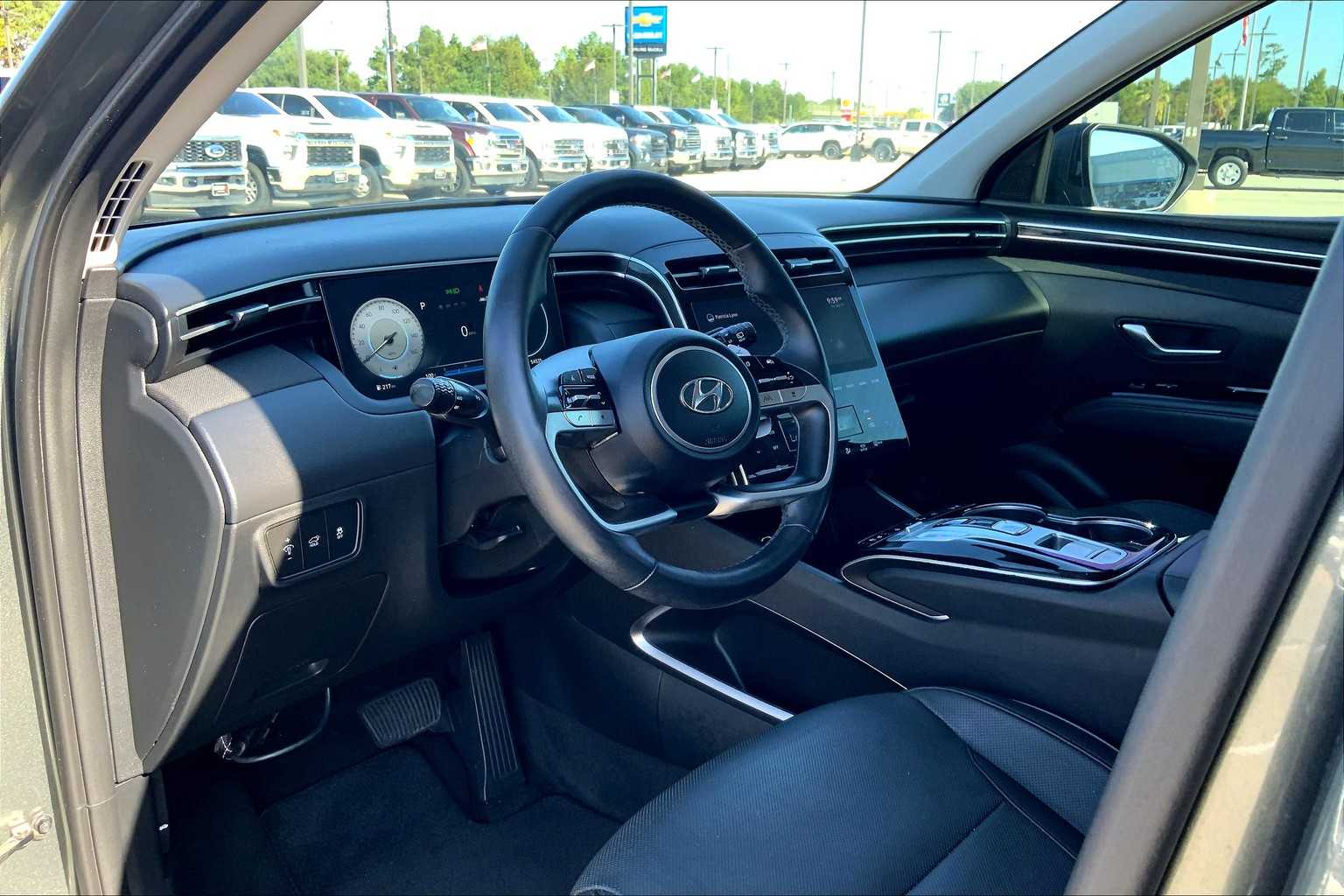 2022 Hyundai Tucson Limited photo 17