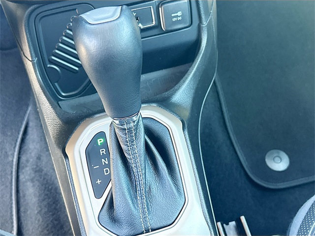 2017 Jeep Renegade Limited photo 14