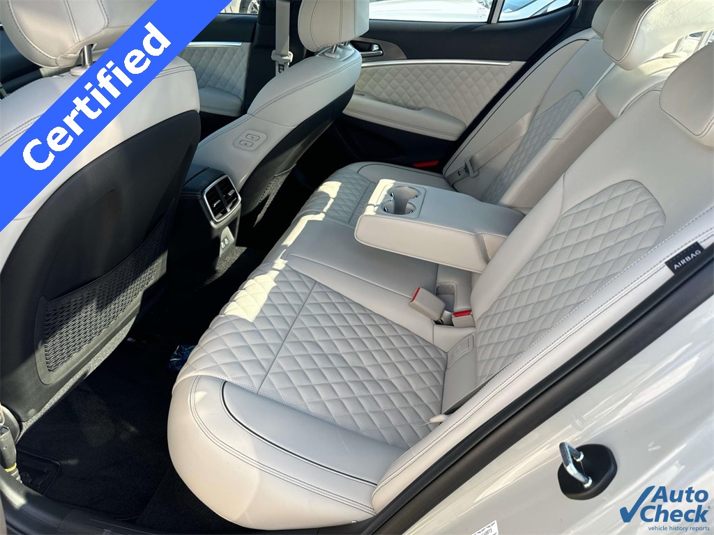 2025 Genesis G70 3.3T Sport Advanced photo 6