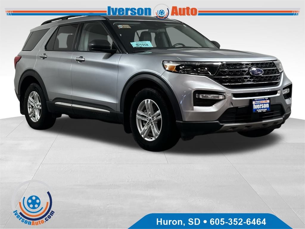 2022 Ford Explorer XLT's photo