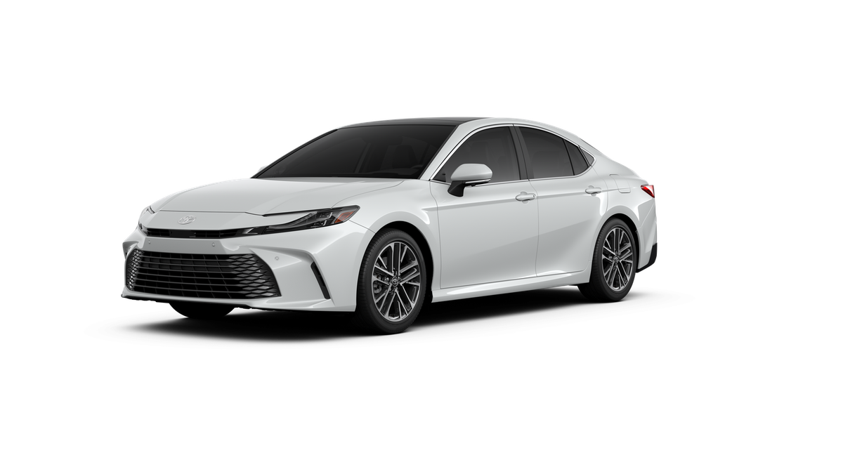 2026 Toyota Camry XLE's photo