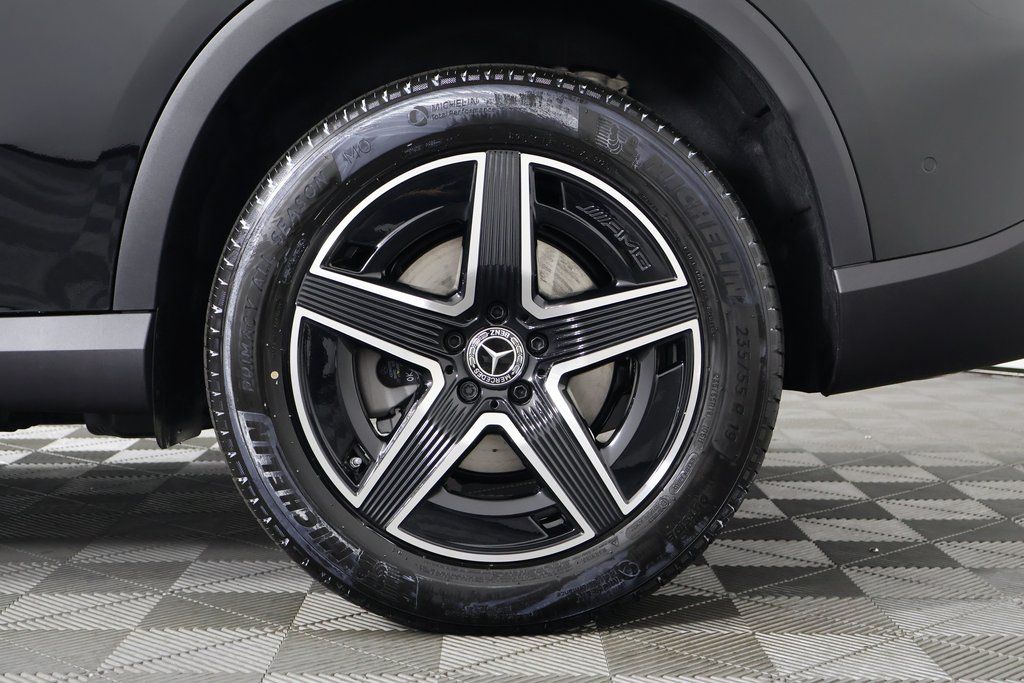 2026 Mercedes Benz GLC 300 4MATIC photo 8