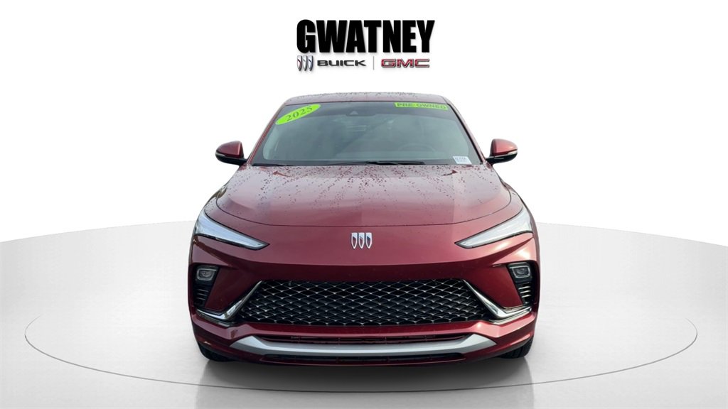 2025 Buick Envista Avenir's photo