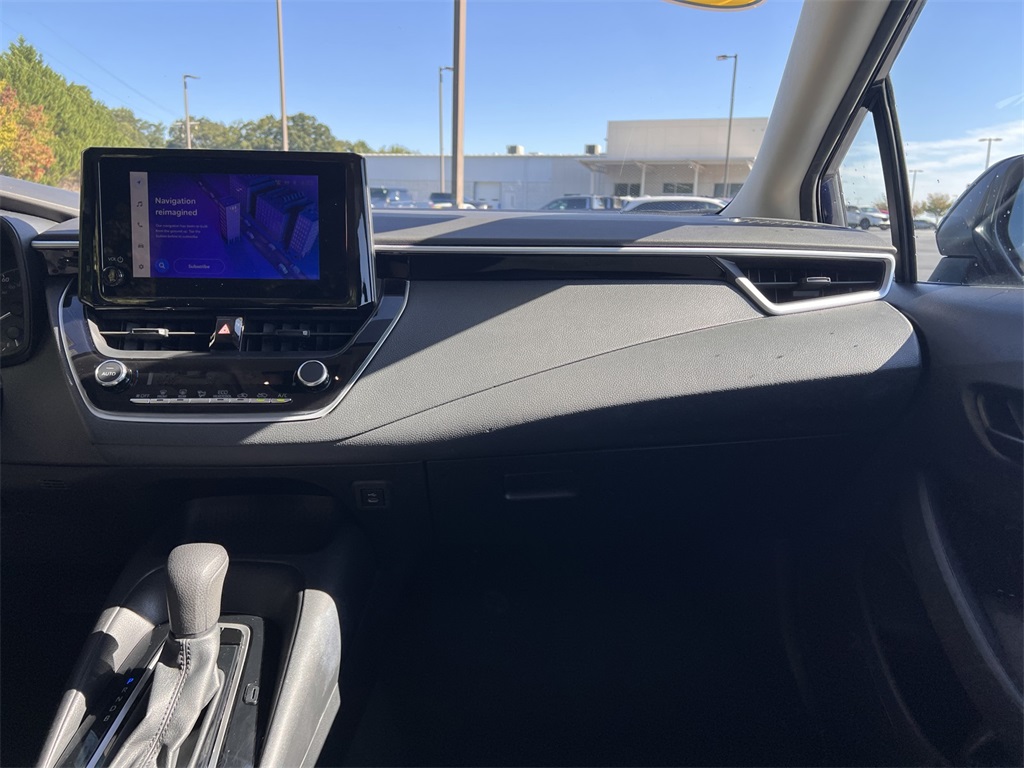 2023 Toyota Corolla LE photo 20