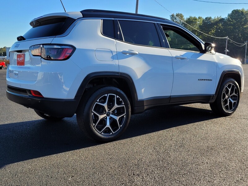 2025 Jeep Compass Limited photo 3