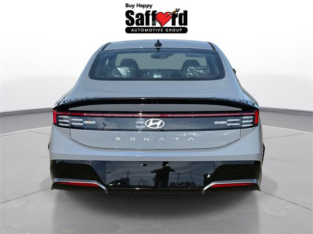 2026 Hyundai Sonata SEL Sport photo 6