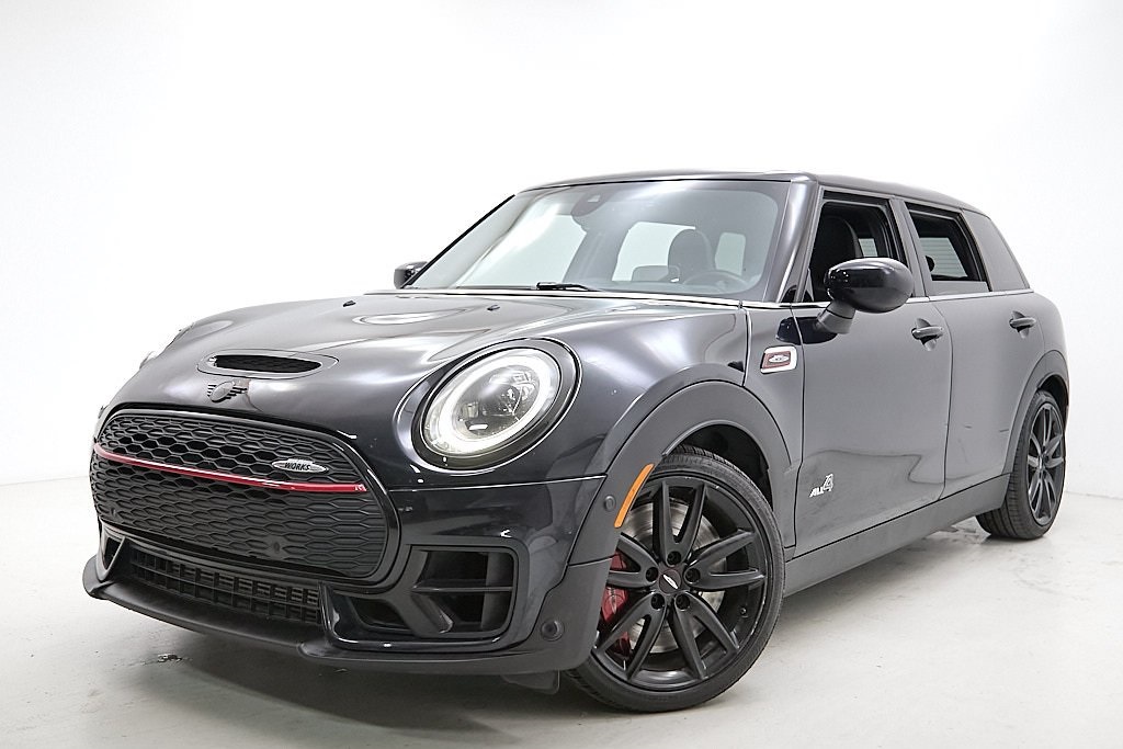 2022 MINI Clubman John Cooper Works's photo