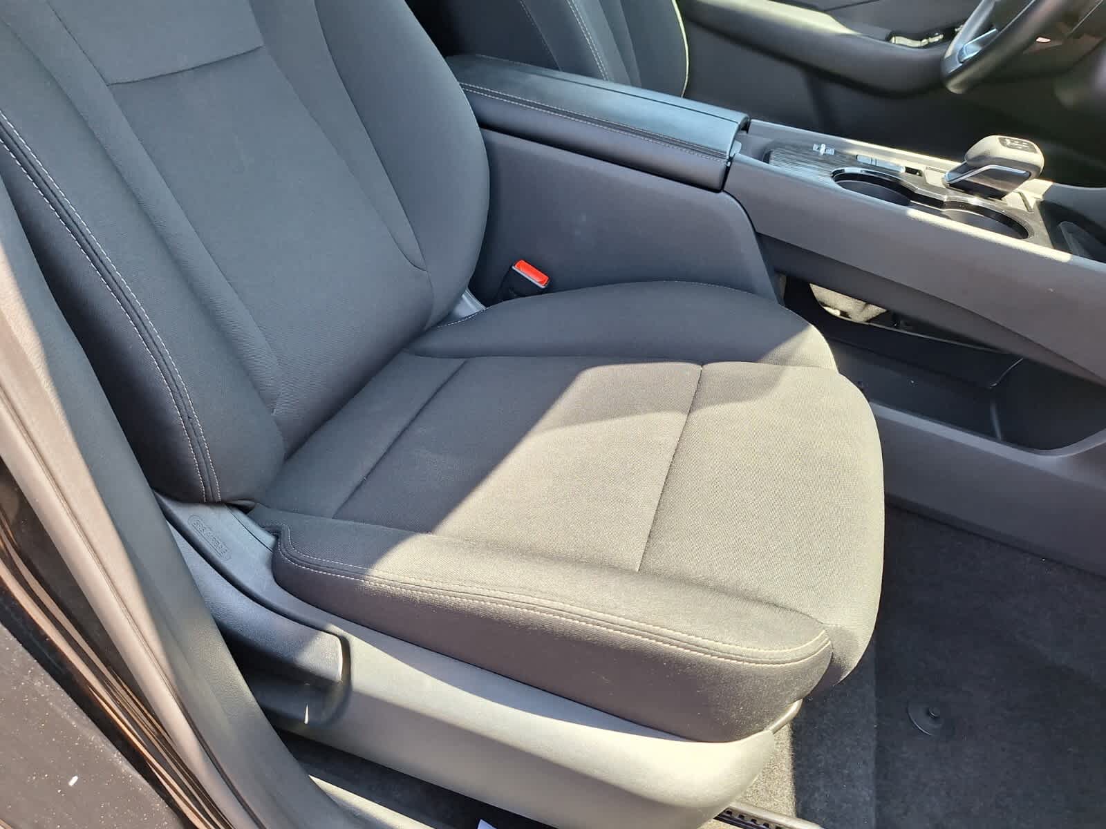 2023 Nissan Rogue S photo 24